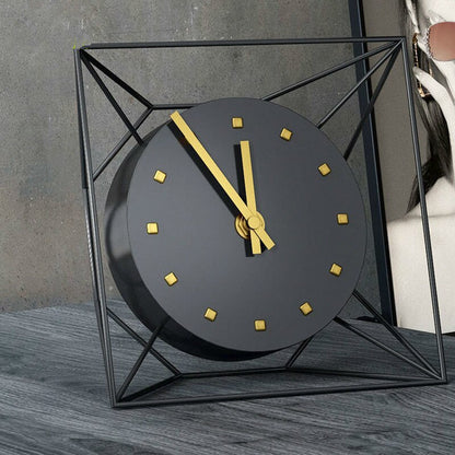 Настолен часовник от ковано желязо Ретро настолен часовник в европейски стил